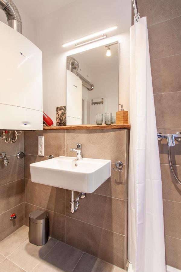 Modern & Spacious Apartment For Up To 8 Persons Würzburg Kültér fotó